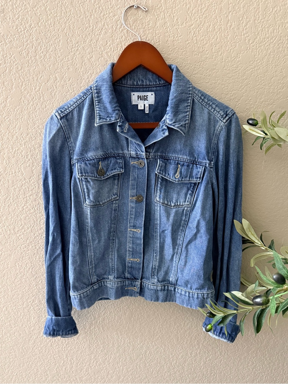 PAIGE Rowan Rosemont Patch Denim Jacket Medium Wash Size S